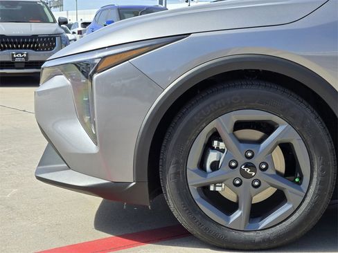 New 2026 Kia K4 LXS image 5