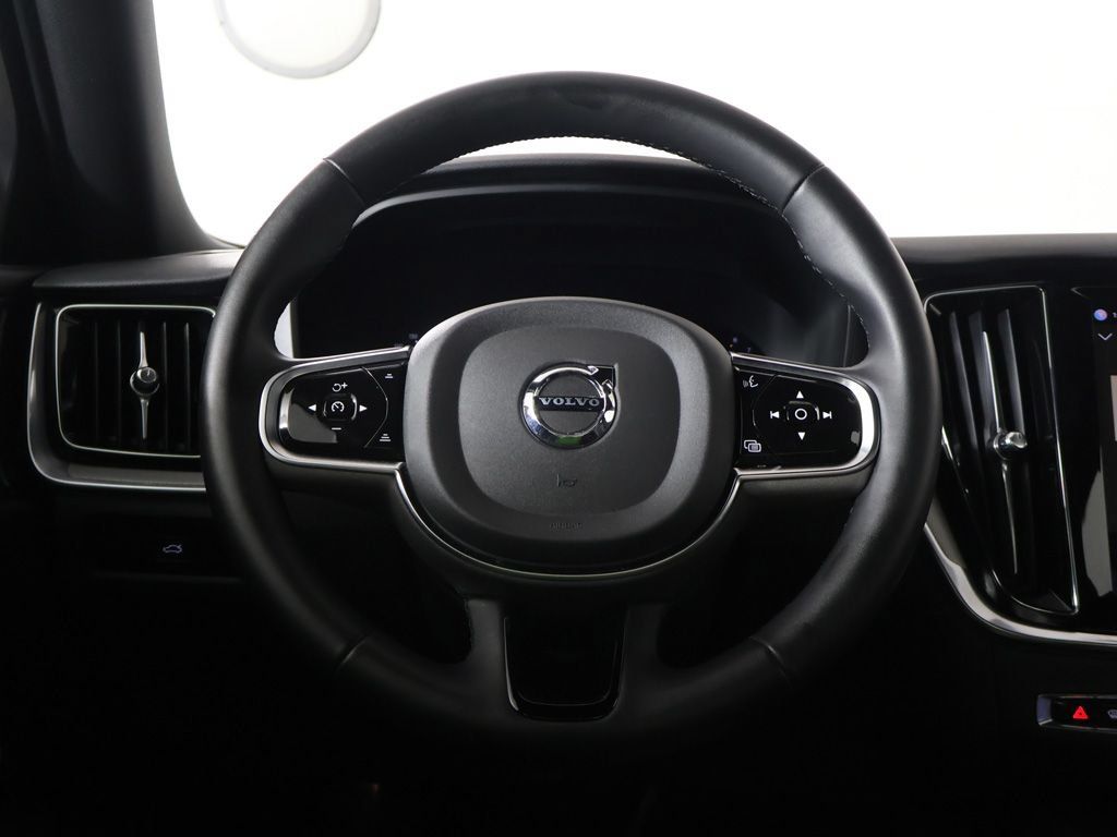 Used 2024 Volvo S60 B5 Plus w/ Climate Package AWD/4WD image 40