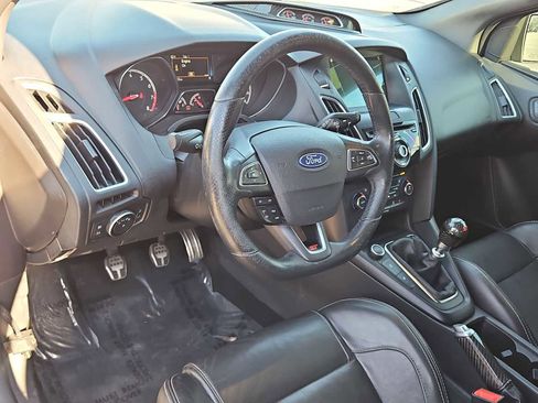 Used 2017 Ford Focus ST w/ Equipment Group 402A image 10