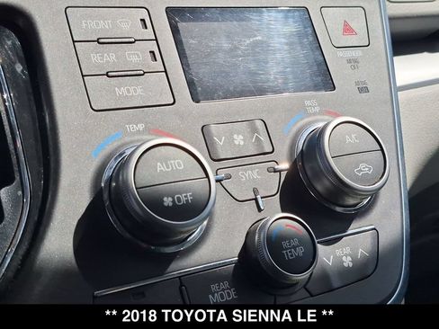 Used 2018 Toyota Sienna LE w/ Carpet Mat Package FWD image 22