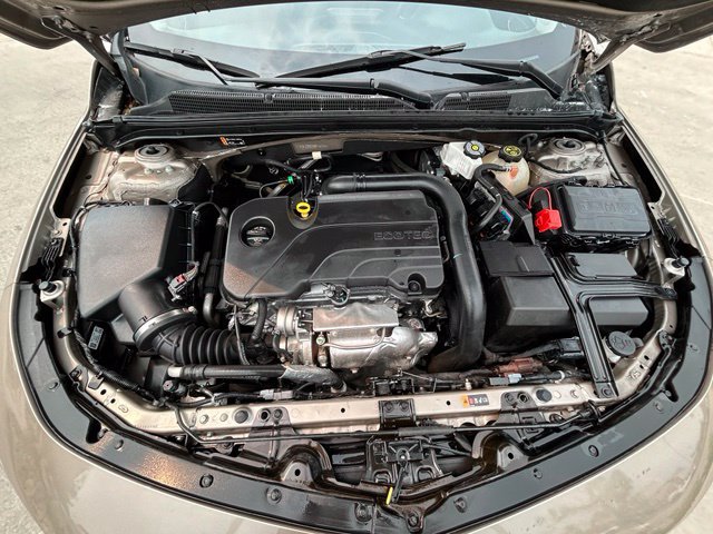 Used 2024 Chevrolet Malibu LT FWD image 34