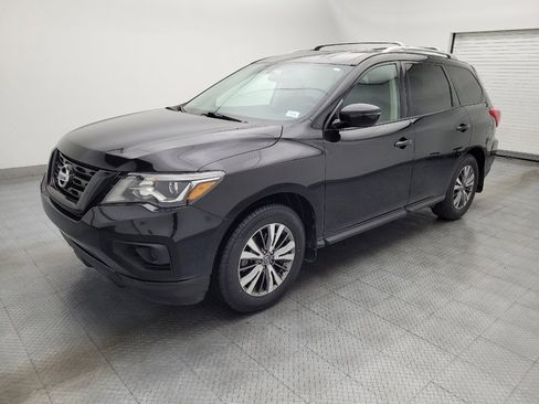 Used 2020 Nissan Pathfinder S FWD image 2