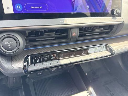 Used 2026 Toyota Prius Limited w/ Limited Premium Package FWD image 19