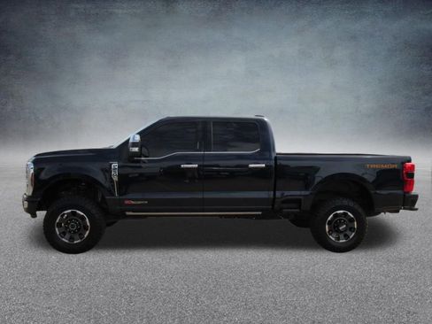 Used 2024 Ford F250 Platinum w/ Tremor Off-Road Package AWD/4WD image 3