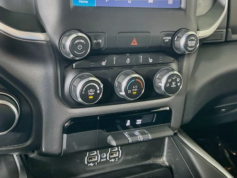 Used 2023 RAM 1500 Big Horn AWD/4WD image 15