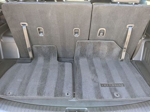 Used 2025 Kia Telluride S FWD image 30
