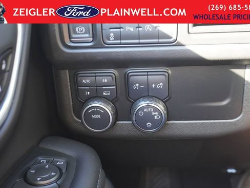 Used 2022 Chevrolet Tahoe Commercial Fleet image 24