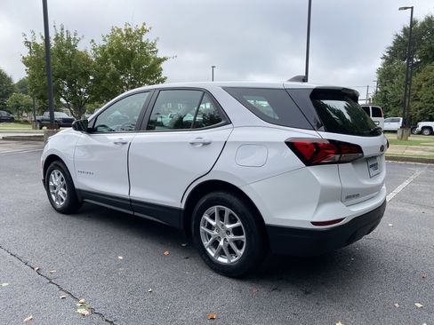 Used 2024 Chevrolet Equinox LS FWD image 7