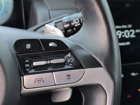 Used 2024 Hyundai Tucson Limited image 19