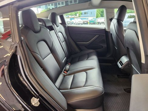 Used 2019 Tesla Model 3 Standard Range Plus image 15