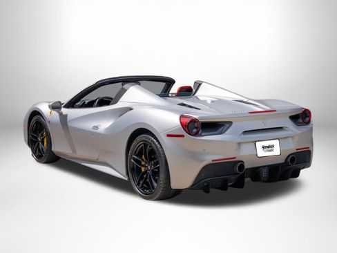 Used 2017 Ferrari 488 Spider RWD image 2