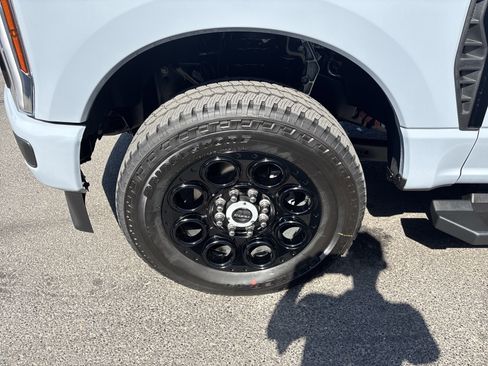 New 2025 Ford F250 Lariat w/ Lariat Ultimate Package image 11