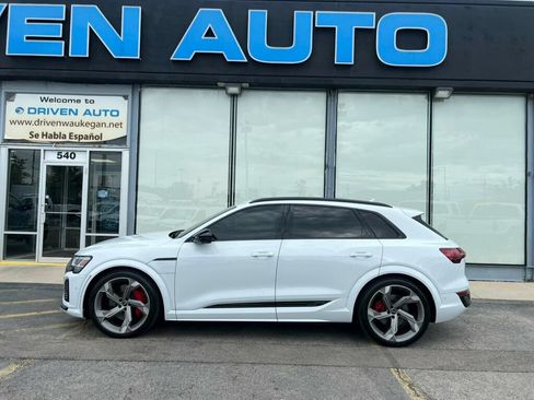Used 2024 Audi Q8 e-tron Prestige w/ Prestige Package AWD/4WD image 33