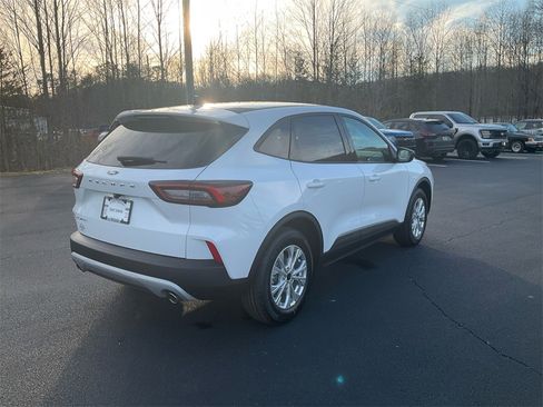 New 2026 Ford Escape Active w/ Cold Weather Package image 5