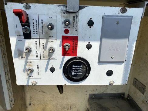 Used 2012 Ford F450 XL w/ Heavy Service Suspension Pkg image 20