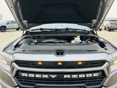 Used 2022 RAM 1500 Laramie AWD/4WD image 43