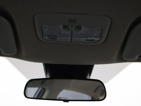 Used 2019 Toyota Corolla LE image 22