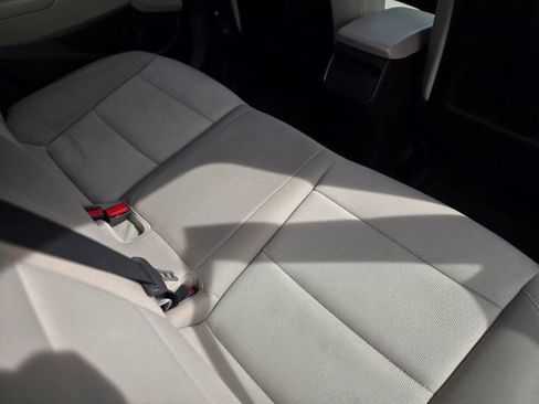 Used 2017 Hyundai Elantra SE FWD image 43