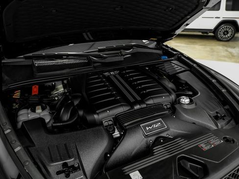 Used 2023 Bentley Bentayga Speed image 57