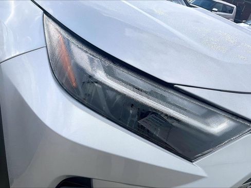 Used 2025 Toyota RAV4 Limited image 33