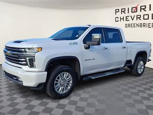 Certified 2022 Chevrolet Silverado 2500 High Country w/ Technology Package image 4