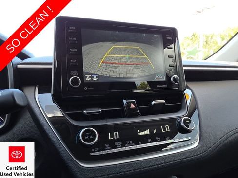 Certified 2022 Toyota Corolla Cross XLE w/ Convenience Package image 33