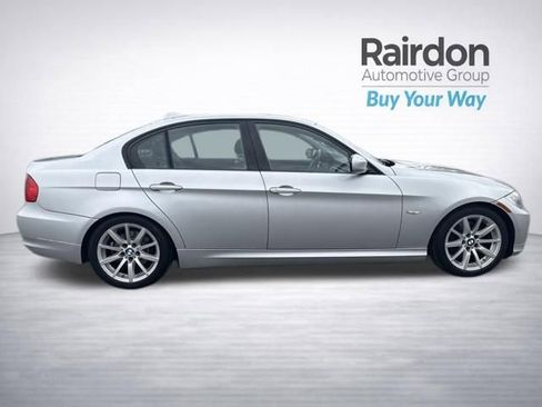 Used 2009 BMW 328i Sedan RWD image 6