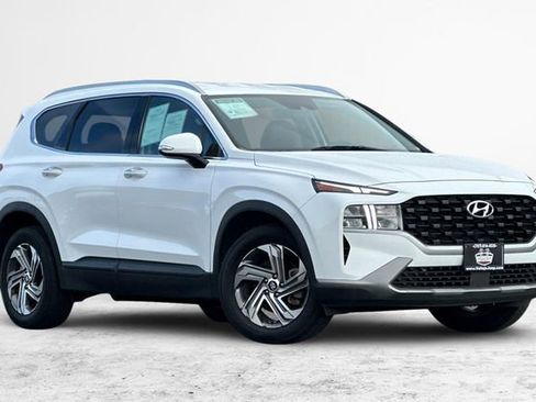 Used 2023 Hyundai Santa Fe SEL image 2