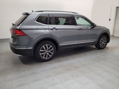 Used 2020 Volkswagen Tiguan SE w/ Panoramic Sunroof Package FWD image 10