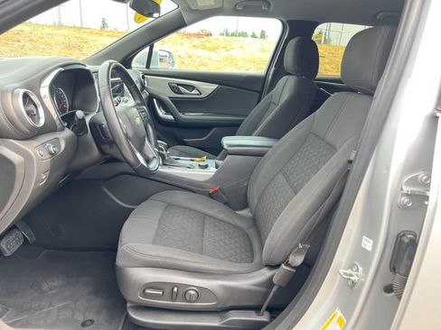 Used 2020 Chevrolet Blazer LT FWD image 15