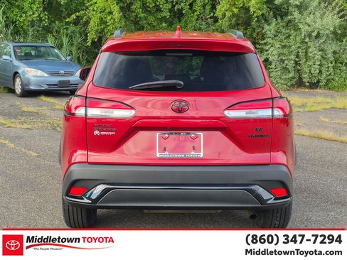 Used 2024 Toyota Corolla Cross AWD Hybrid image 4