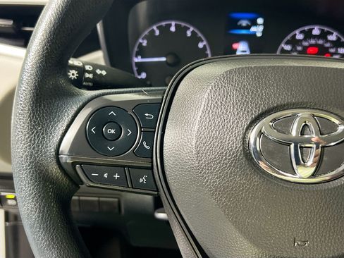 Used 2023 Toyota Corolla LE FWD image 17
