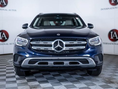 Used 2021 Mercedes-Benz GLC 300 4MATIC w/ Premium Package image 2