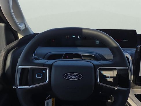 New 2025 Ford Expedition Max Active image 19