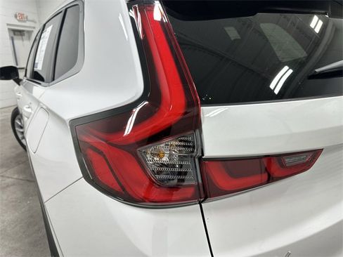 Used 2023 Honda CR-V EX-L image 22