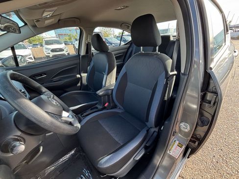 Used 2025 Nissan Versa SV FWD image 34