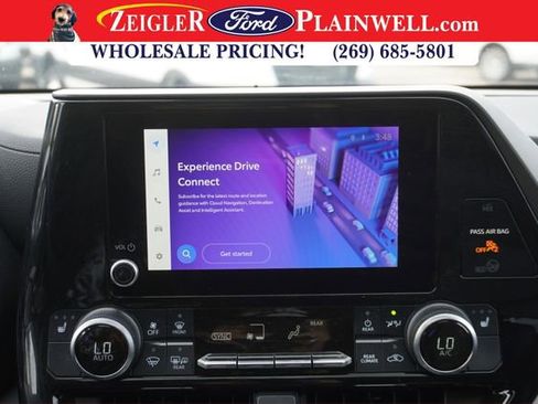 Used 2023 Toyota Highlander XLE image 36