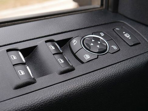 Used 2020 Ford F250 Lariat w/ Lariat Ultimate Package image 25