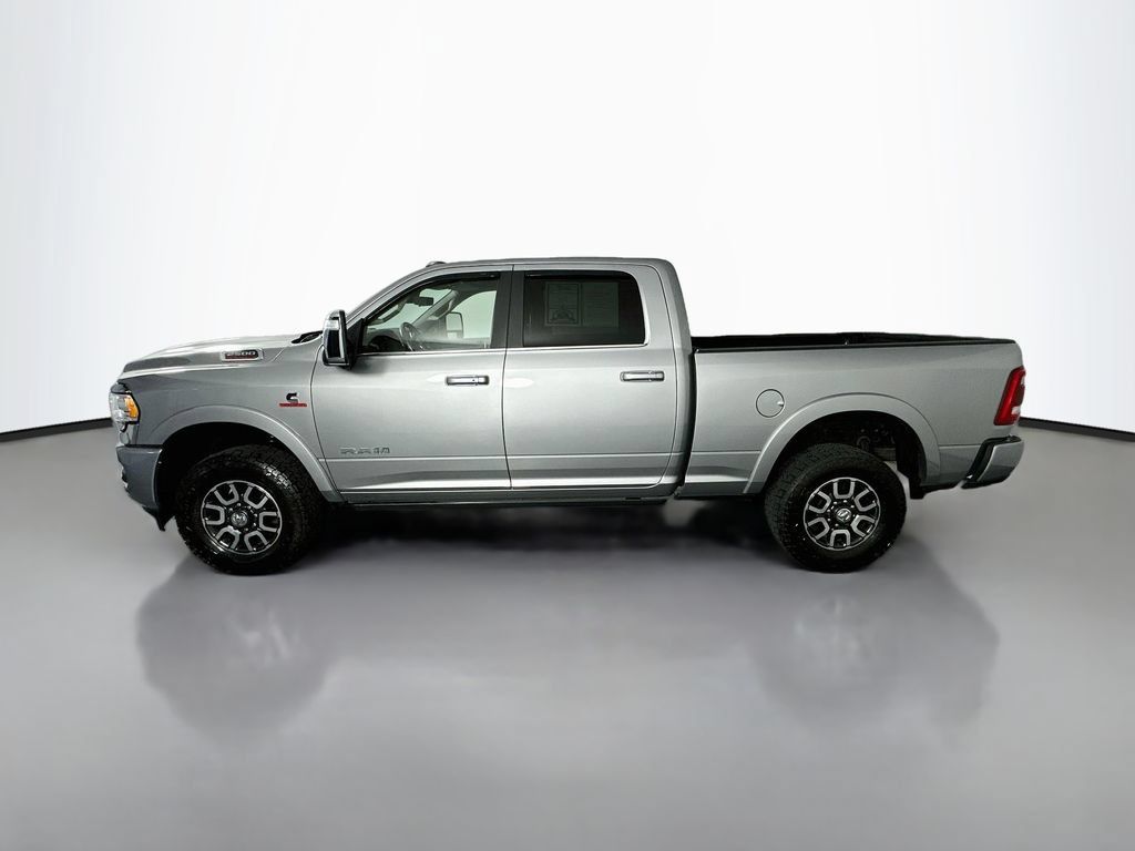 Used 2023 RAM 2500 Limited AWD/4WD image 4