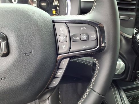 Used 2026 RAM 1500 Limited AWD/4WD image 11