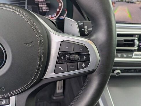 Used 2021 BMW X5 M50i image 22