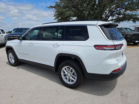 New 2026 Jeep Grand Cherokee L 4WD image 4