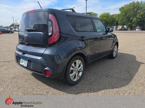 Used 2016 Kia Soul ! FWD image 3