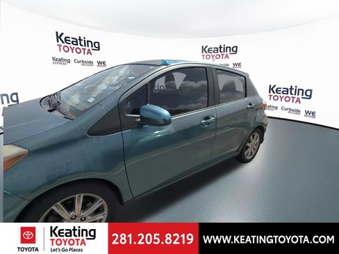 Used 2014 Toyota Yaris SE FWD image 6
