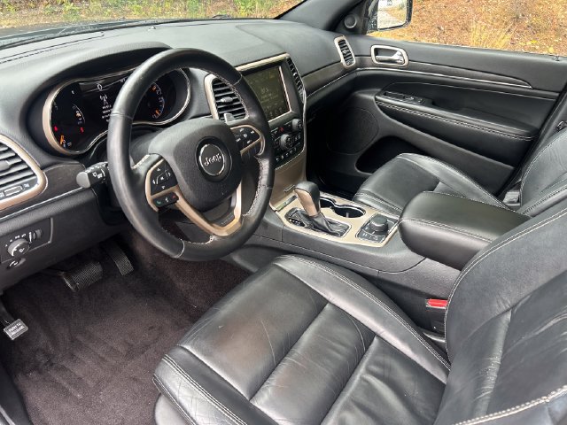 Used 2016 Jeep Grand Cherokee Limited AWD/4WD image 14