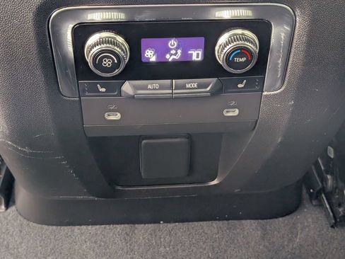 Certified 2024 GMC Yukon XL Denali AWD/4WD image 28