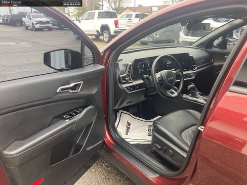 Used 2024 Kia Sportage X-Line w/ X-Line Premium Package AWD/4WD image 17