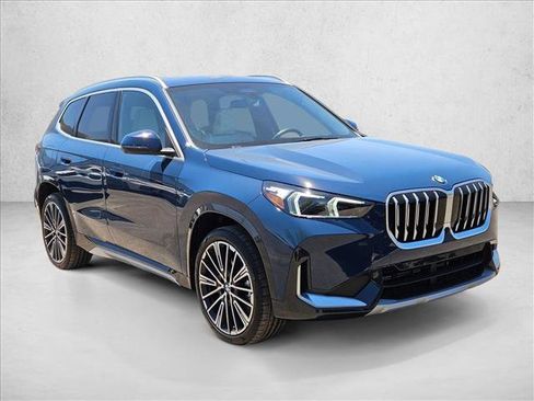 Used 2026 BMW X1 xDrive28i AWD/4WD image 3