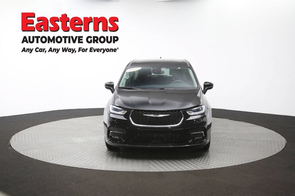 Used 2023 Chrysler Pacifica Touring-L FWD image 54