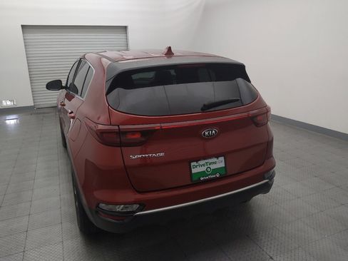 Used 2020 Kia Sportage LX image 6